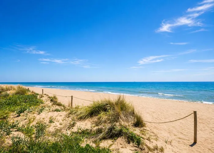 Relaxing Seafront Apartment Gava 20 Min From Bcn